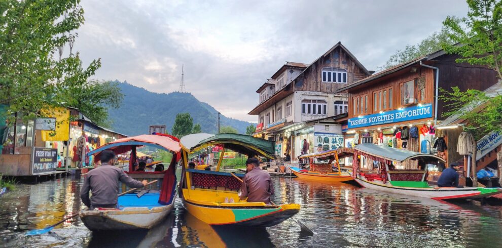 Kashmir Srinagar